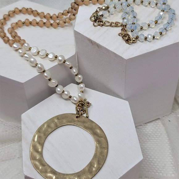 Modern Necklace Freshwater Pearls & Glass Beads - Picture 10 of 10